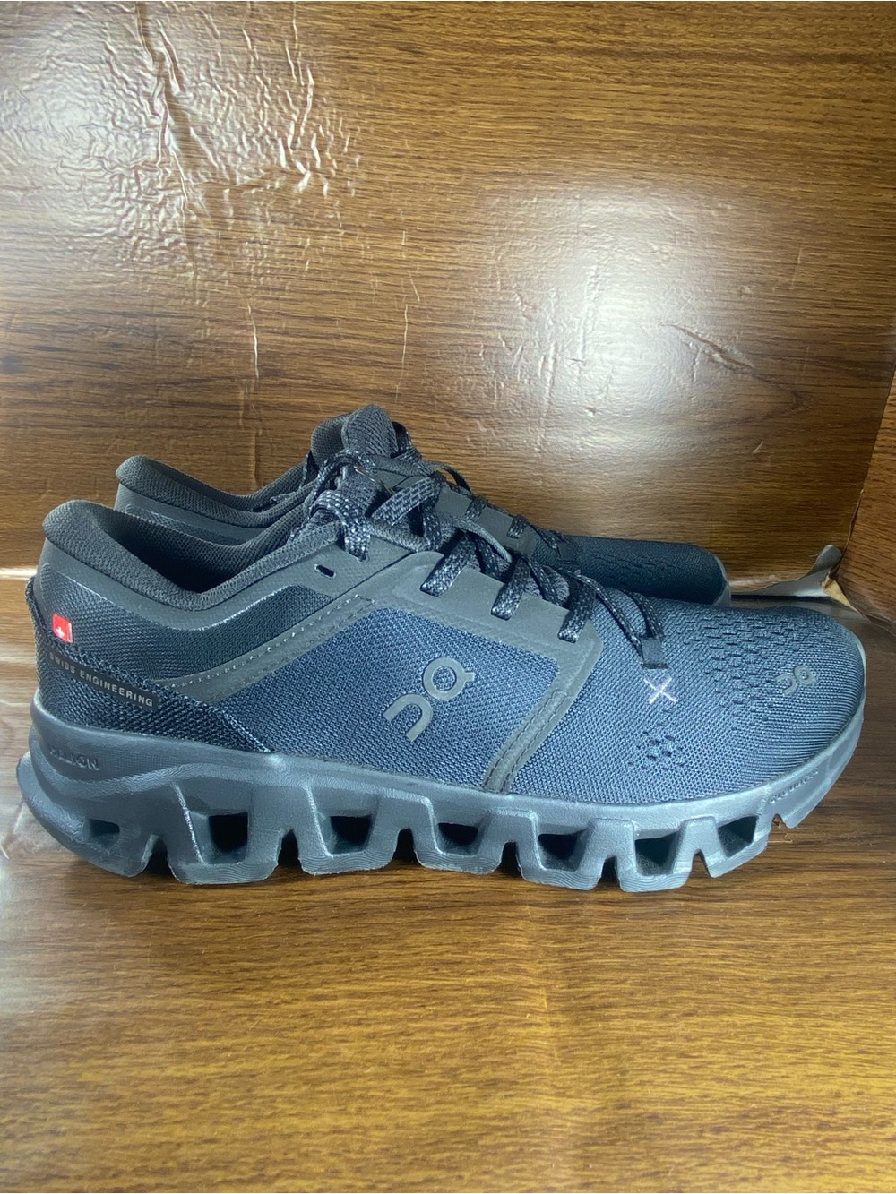 On Cloud Cloud x women’s shoe size 8.5